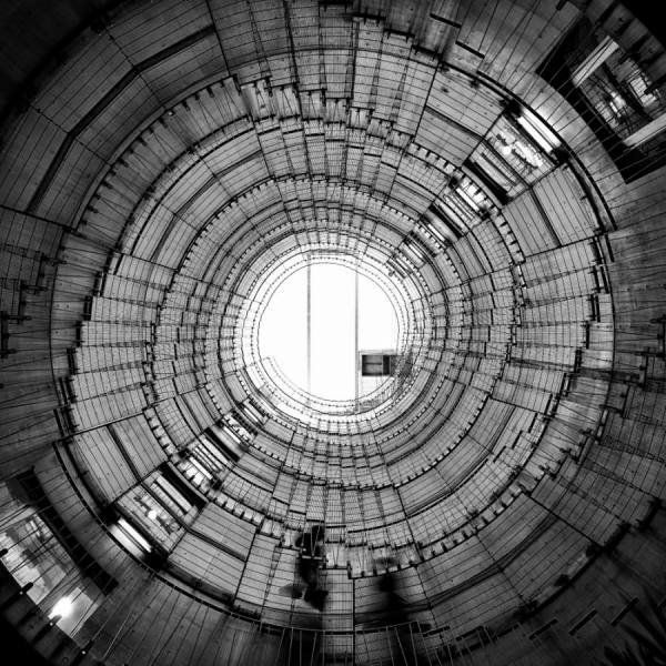 Photograph Shigehiro Ono Spiral on One Eyeland